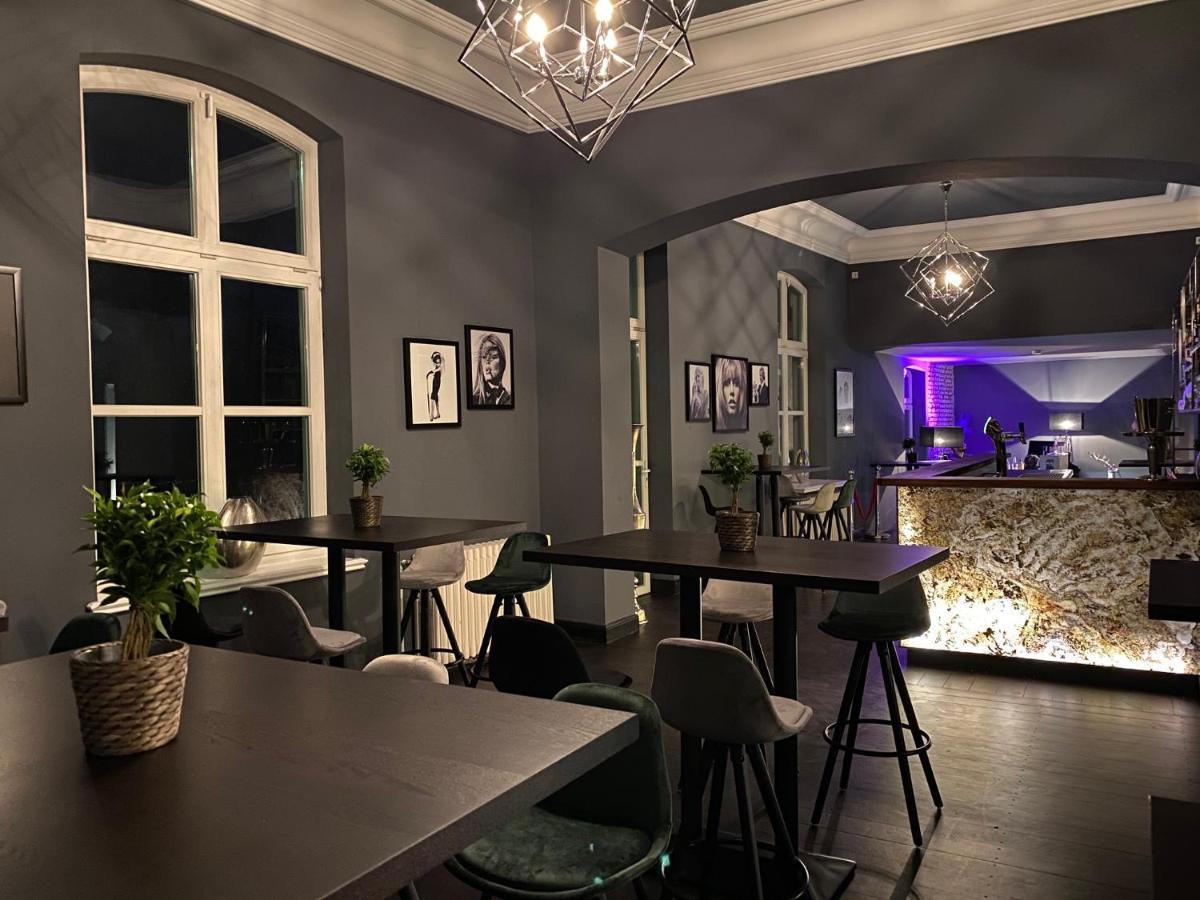 Lili Living Hotel Ратинген Екстериор снимка