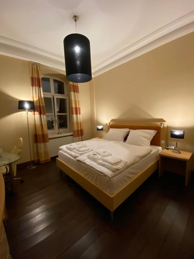 Lili Living Hotel Ратинген Екстериор снимка