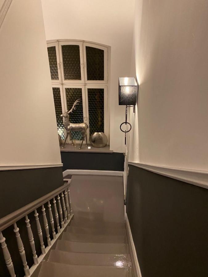 Lili Living Hotel Ратинген Екстериор снимка